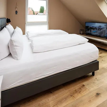 Promenadendeck 아파트 그로미츠